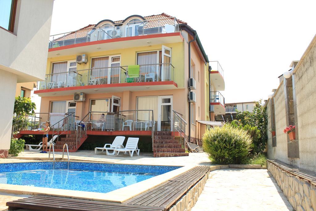 Barex Family Hotel Sozopol Exterior foto