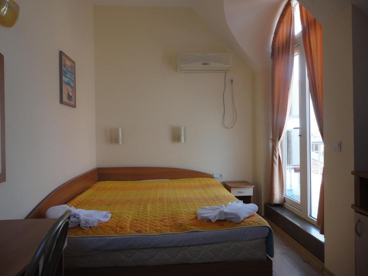 Barex Family Hotel Sozopol Exterior foto